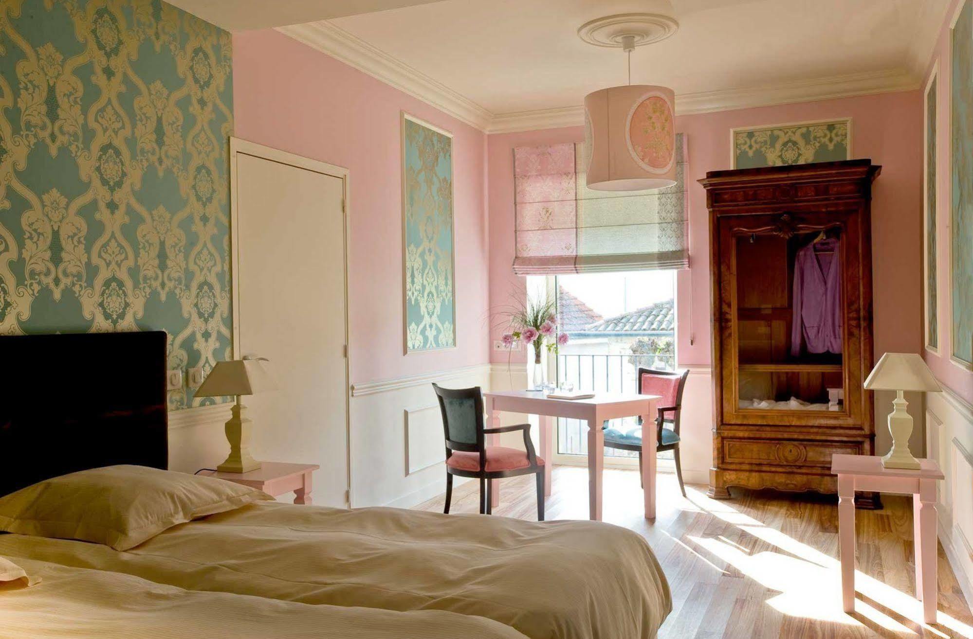 Hotel Spa Frederic Carrion Et Sa Table Gastronomique Viré Buitenkant foto