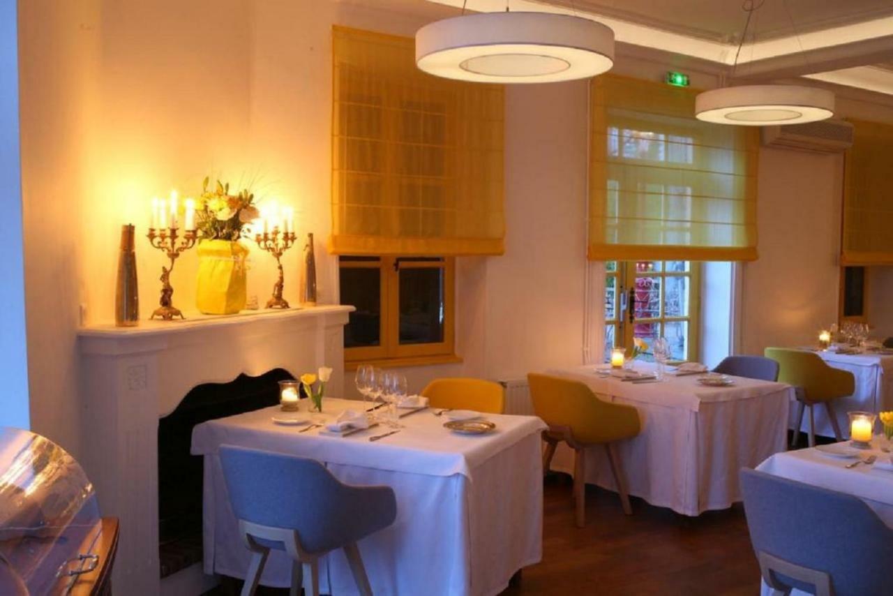 Hotel Spa Frederic Carrion Et Sa Table Gastronomique Viré Buitenkant foto